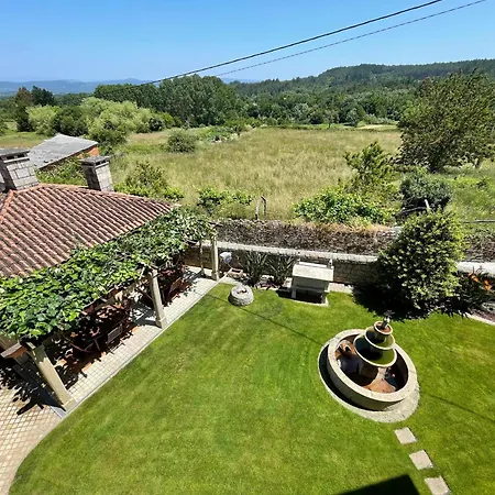 Apartamentos Rio Sil-Casa Rural En Sober- Ribeira Sacra شقة فندقية 3*